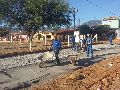 LIVRAMENTO: INICIADO SERVIÇO DE REVESTIMENTO ASFÁLTICO NO BAIRRO BENITO GAMA