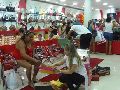 OFERTA DO DIA DAS MÃES NA REAL CALÇADOS E CONFECÇÕES É SUCESSO, 25% EM ALGUMAS MARCAS. APROVEITE!