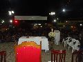 FIÉIS LOTARAM A PRAÇA DO BOM JESUS PARA CELEBRAR INÍCIO DO NOVENÁRIO