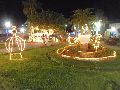 LIVRAMENTO: PRAÇA DOM HÉLIO PASCOAL RECEBE ILUMINAÇÃO DE NATAL