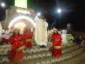 FIÉIS LOTARAM A PRAÇA DO BOM JESUS PARA CELEBRAR INÍCIO DO NOVENÁRIO