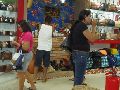REAL CALÇADOS E CONFECÇÕES COMEMORA AS FESTAS JUNINAS COM MUITO ESTILO; VENHAM CONFERIR AS NOVIDADES!