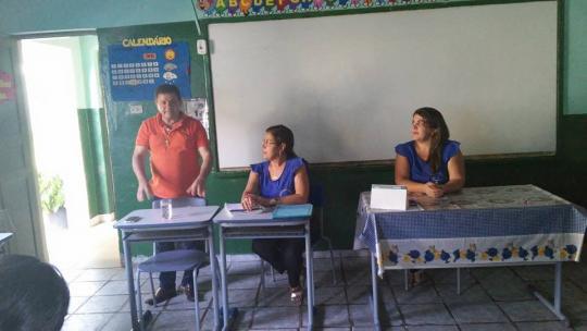 SECRETÁRIO DE EDUCAÇÃO E CULTURA CONTINUA AS VISITAS EM ESCOLAS