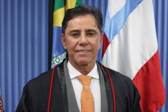 Desembargador José Edivaldo Rotondano é empossado presidente do TRE-BA