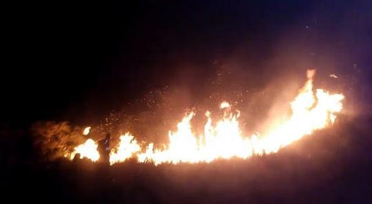 Rio de Contas: Fogo chega próximo a Reserva Particular do Patrimônio Natural em Brumadinho