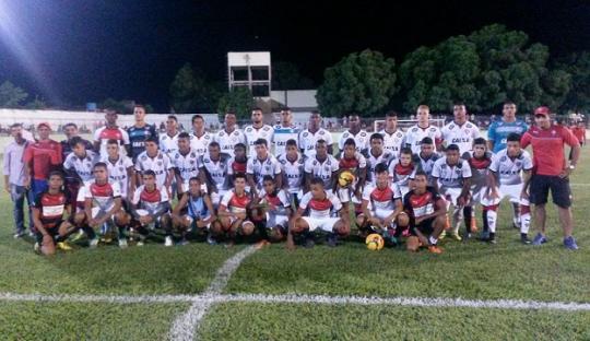 SELEÇÃO DE LIVRAMENTO VENCEU SUB-17 DO VITÓRIA PELO PLACAR DE 2X0