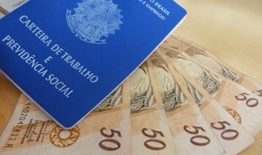 Salário mínimo em março deveria ser de R$ 3.736,26, segundo Dieese