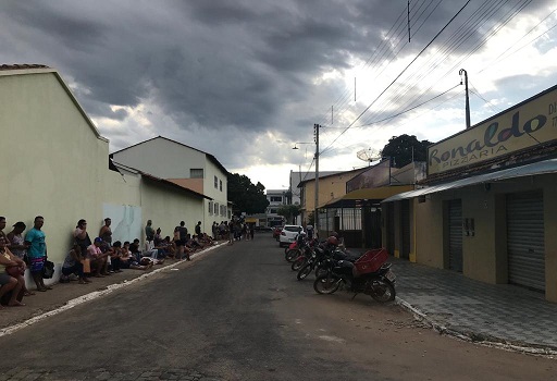 Após lentidão e intermitência no sistema de matrícula, SEC diz que problema foi resolvido