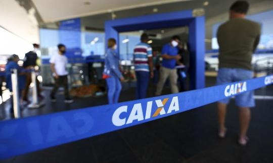 Caixa abre 772 agências hoje para pagar auxílio emergencial e FGTS