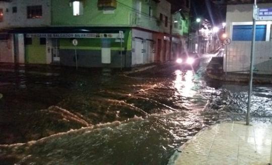 LIVRAMENTO REGISTRA CHUVA  APÓS 180 DIAS