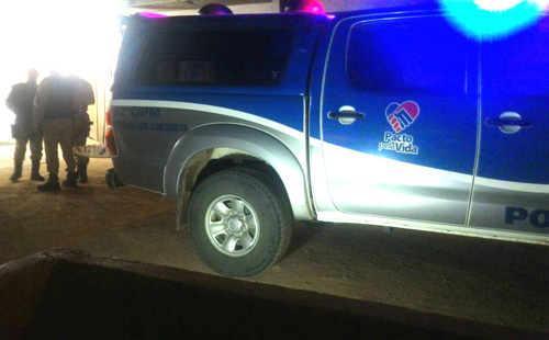 Conquista: Bandidos morrem após tentarem assaltar policial