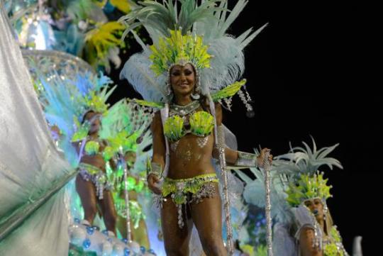 Carnaval de 2018 será de 9 a 14 de fevereiro; saiba como a data é definida