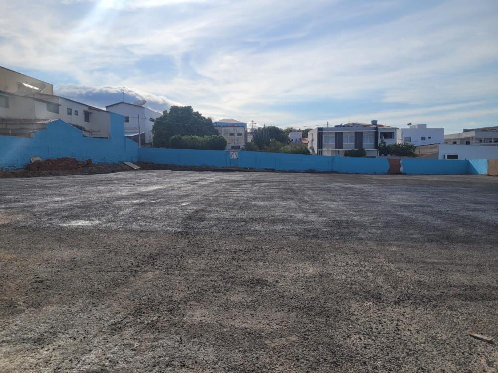 LIVRAMENTO: Prefeitura reabre Estacionamento Público após realizar diversas melhorias