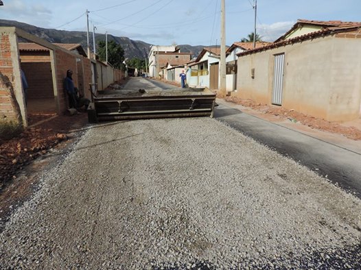 Livramento: Prefeitura Inicia obras de pavimentação na comunidade da Barrinha