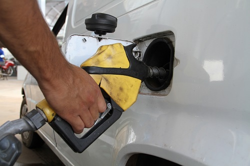 Petrobras reajustou preço da gasolina 116 vezes em menos de 6 meses