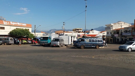 LIVRAMENTO: ESTACIONAR NO CENTRO DA CIDADE AINDA É UM GRANDE PROBLEMA