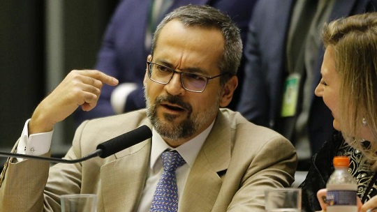Enem 2019 foi o “melhor de todos os tempos”, diz ministro