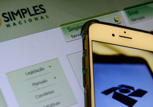 Receita abre hoje (24) consulta a lote de restituição para 5,6 milhões