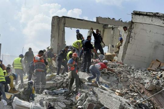 Terremoto deixa mais de 200 mortos no México, incluindo 21 crianças em escola