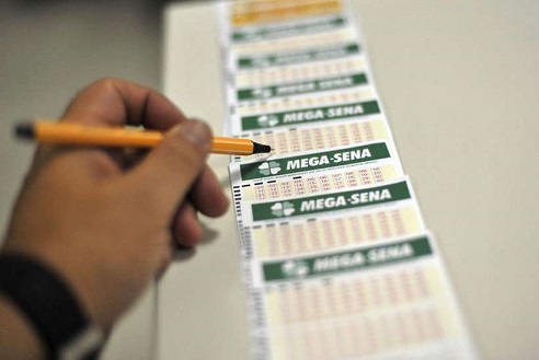 Mega-Sena desta quarta acumula novamente; prêmio vai para R$ 120 milhões