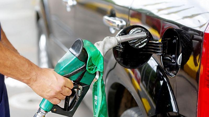 Livramento: Preço da gasolina reduz R$ 1,00 por litro, sendo vendida a R$ 5,59