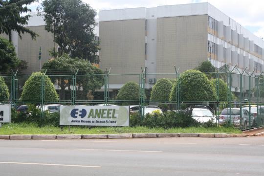 Aneel: seca deve levar ao acionamento da bandeira vermelha em outubro