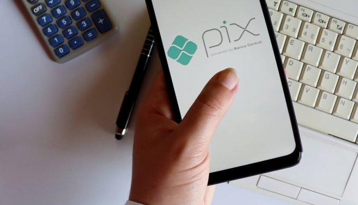 Golpes no Pix crescem mais de 350% nos últimos dois meses
