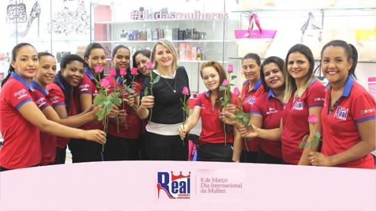 REAL CALÇADOS PRESTOU HOMENAGEM AO DIA INTERNACIONAL DA MULHER