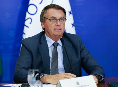 Bolsonaro aumenta para 40% limite de crédito consignado a servidores