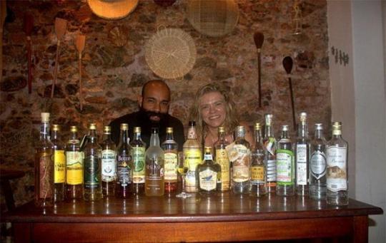 Festival destaca cachaça baiana como bebida sofisticada