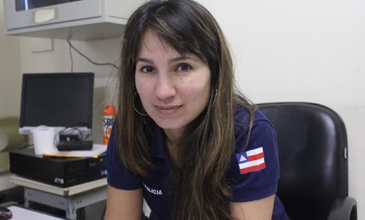 Blogueiro conquistense terá de explicar falsa notícia sobre crime, diz delegada Gabriela Garrido