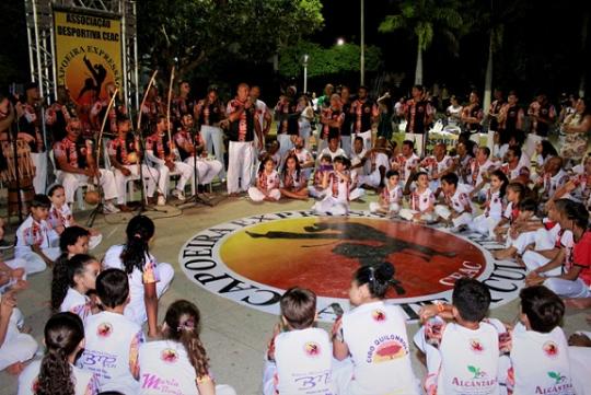 LIVRAMENTO: ACONTECEU NO SÁBADO (14) XIV ENCONTRO DE CAPOEIRA DO CEAC