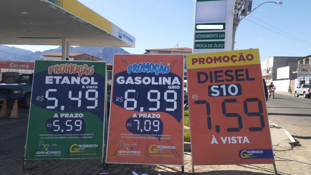 LIVRAMENTO: REDE DE POSTOS REDUZ PREÇOS DOS COMBUSTÍVEIS