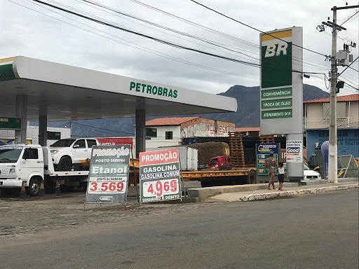 PETROBRAS REDUZ PREÇO DA GASOLINA PELA 10ª VEZ SEGUIDA