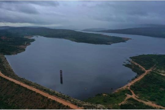 BARRAGEM LUIZ VIEIRA DEVE ATINGIR 40 MILHÕES DE M³ AMANHÃ (21)