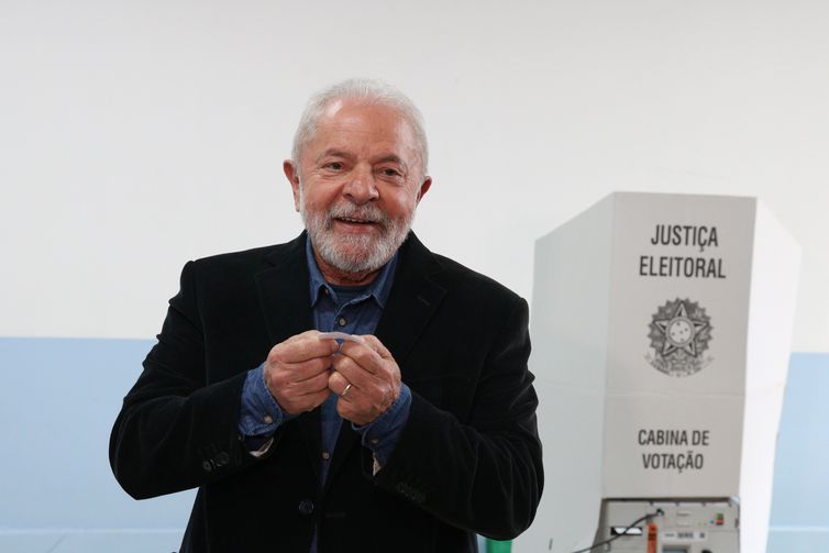 Lula, 77 anos, é eleito para o 3º mandato de presidente da República