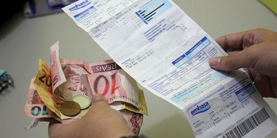 Aumento das tarifas de água e esgoto na Bahia passou a valer no sábado (6)