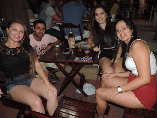 BOCA'S GRILL BOMBOU SÁBADO A NOITE 
