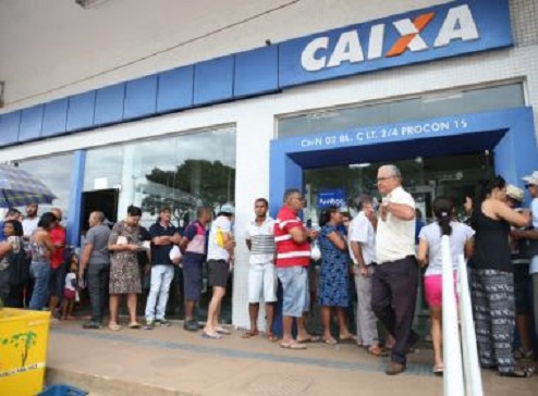 Caixa prepara novo programa de demissão voluntária para cortar gastos