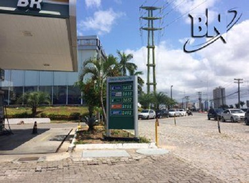 Petrobras anuncia nova redução dos preços nas refinarias para diesel e gasolina