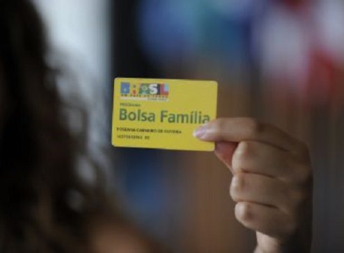 Governo federal esconde dados do enxugamento do Bolsa Família