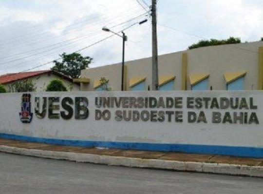Universidades públicas da Bahia registram denúncias de falsos cotistas