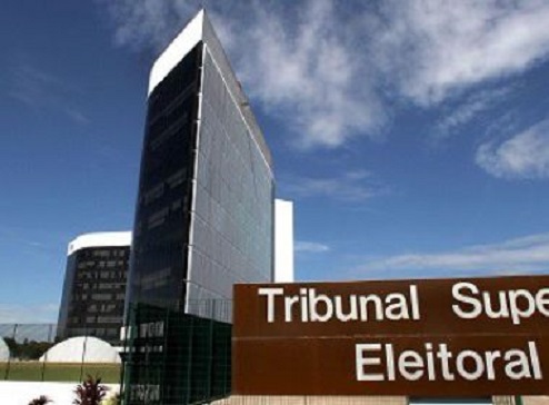 TSE rejeita punição para abuso de poder religioso nas eleições