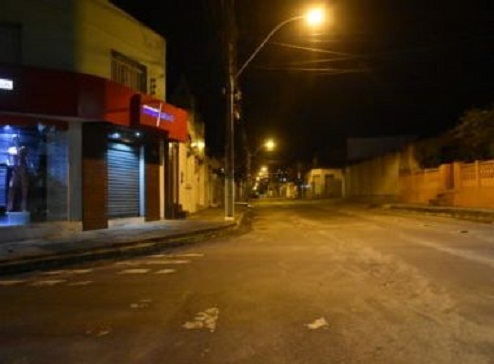 Toque de recolher na Bahia é estendido; em 227 cidades medida será mais extensa