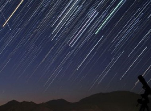 Norte e Nordeste poderão observar chuva de meteoros entre os dias 21 e 22 de abril