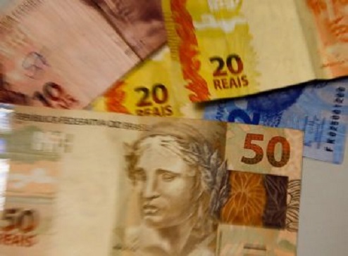 Endividamento de famílias cresce em janeiro e chega a 66,5%
