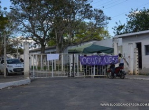 Conquista: Decisão obriga que manifestantes deixem Uesb