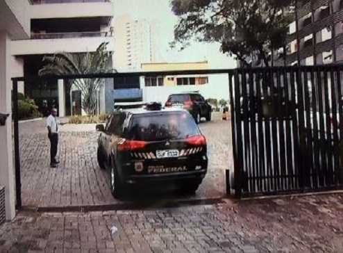 Geddel é levado pela PF em cumprimento de pedido de prisão preventiva