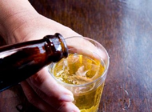 Consumo abusivo de álcool atinge 17,9% da população