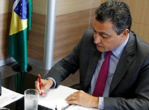 Governador sanciona lei que muda regras para licença médica de servidores